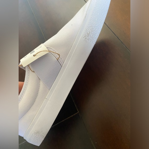 Adidas slip on women’s shoes 8.5 - Picture 3 of 3